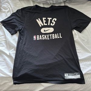 Nike Nets practice Basketball Tshirt. Size Small